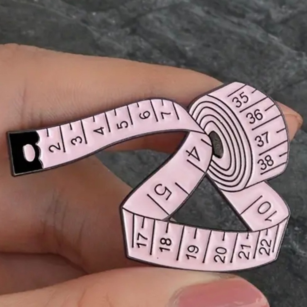 Enamel pin-PINK TAPE MEASURE-perfect for a fashion or wardrobe genius! So cute!
